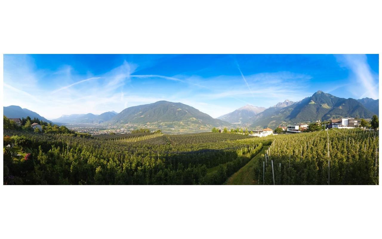 Garni Hotel Walburg Dorf Tirol Exterior foto